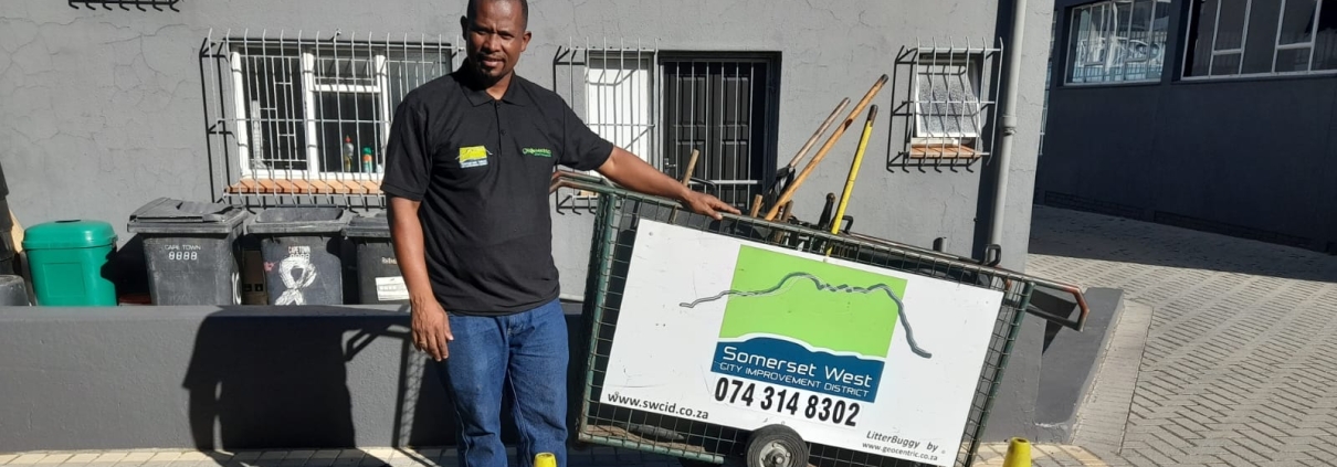 Meet our Somerset West City Improvement District manager! Andrew Malgas is committed to making Somerset West better for our community, working tirelessly in his key role as our City Improvement District manager. ⁠ Andrew can be contacted directly on andrew@geocentric.co.za or 074 314 8302. ⁠ ⁠ General CID enquiries can be directed to info@swcid.co.za. ⁠ For Public Safety Emergencies contact our 24-hour control room on 021 565 0900.⁠ ⁠ For other important contact numbers, visit https://www.somersetwestcid.co.za. ⁠